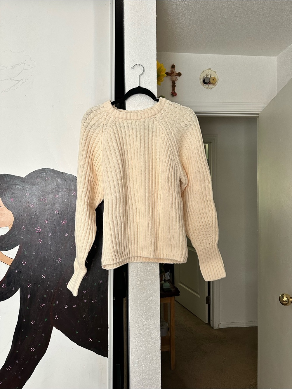 H&M Cream Ribbed Crewneck Sweater